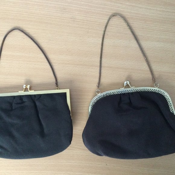 2 Vintage women' black fabric metal chain wallets clutch purses coin bags - Picture 2 of 6